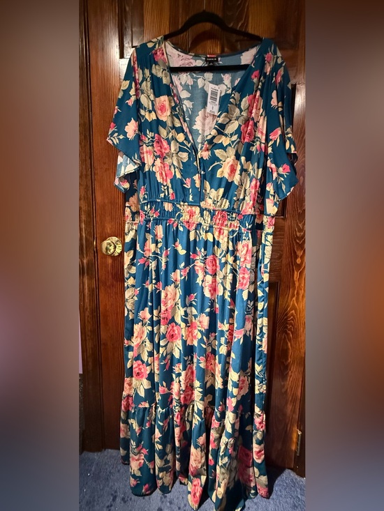 torrid Dresses & Skirts - torrid Teal Floral Maxi Dress with Pink Roses